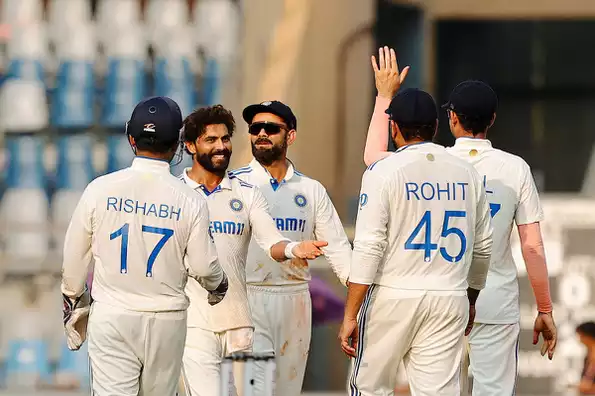 Shriram Book Match Pridection-Jadeja, Ashwin combine to keep India marginally in front